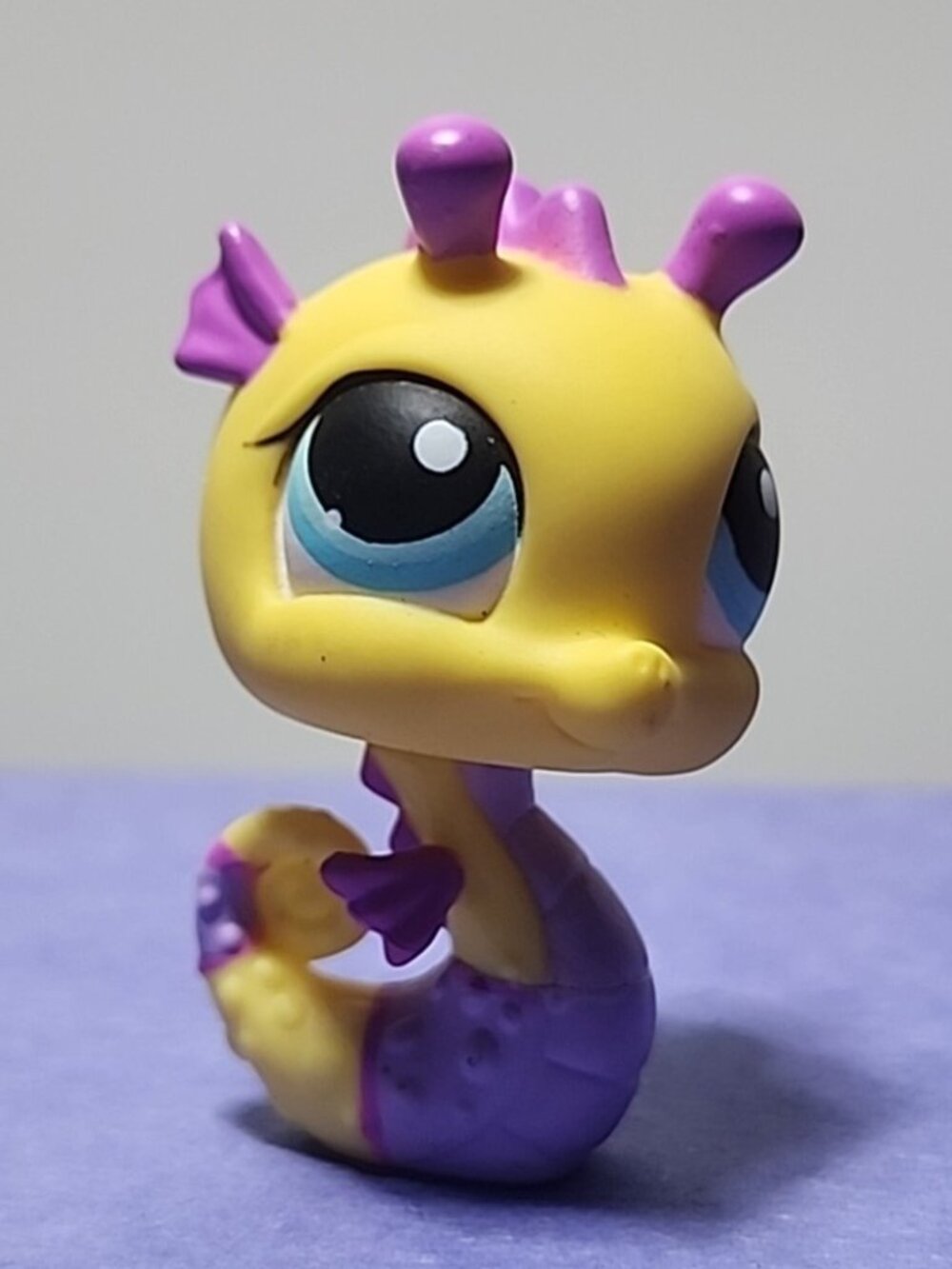 Littlest Pet Shop Seahorse #426 2006 Hasbro Magnetic